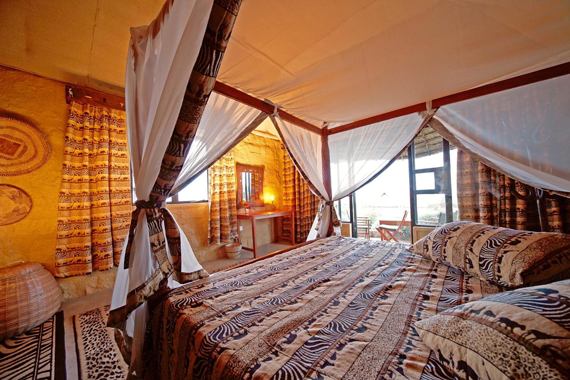 Rhino Watch Safarilodge Mweiga Kültér fotó