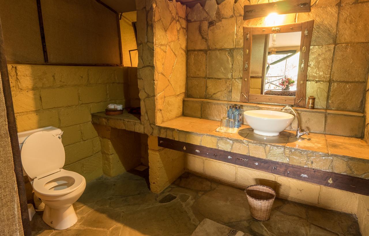 Rhino Watch Safarilodge Mweiga Kültér fotó