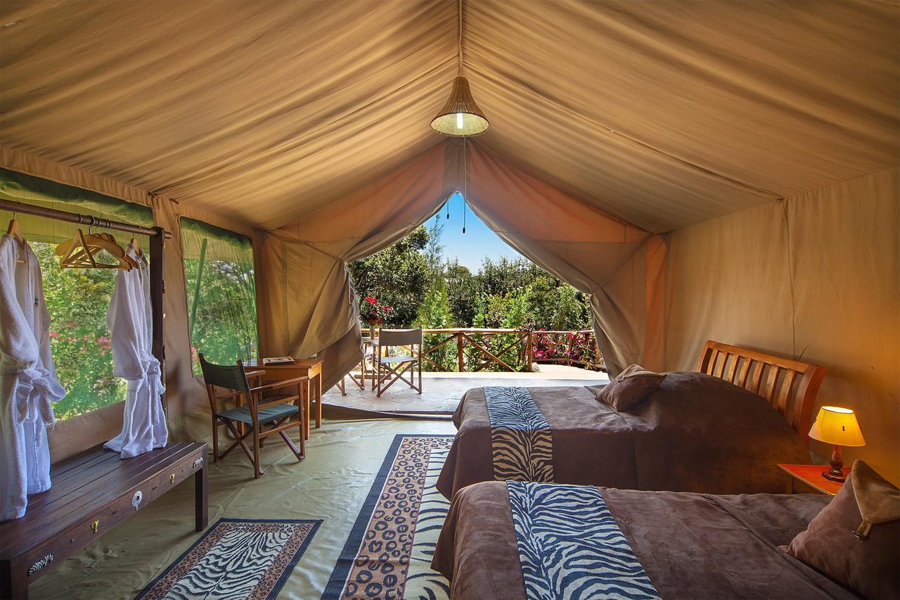 Rhino Watch Safarilodge Mweiga Kültér fotó