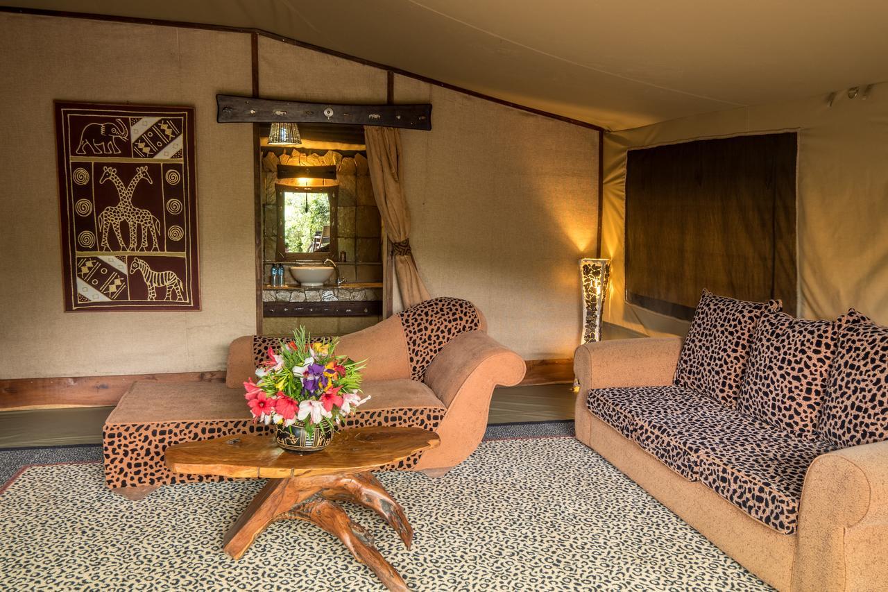 Rhino Watch Safarilodge Mweiga Kültér fotó