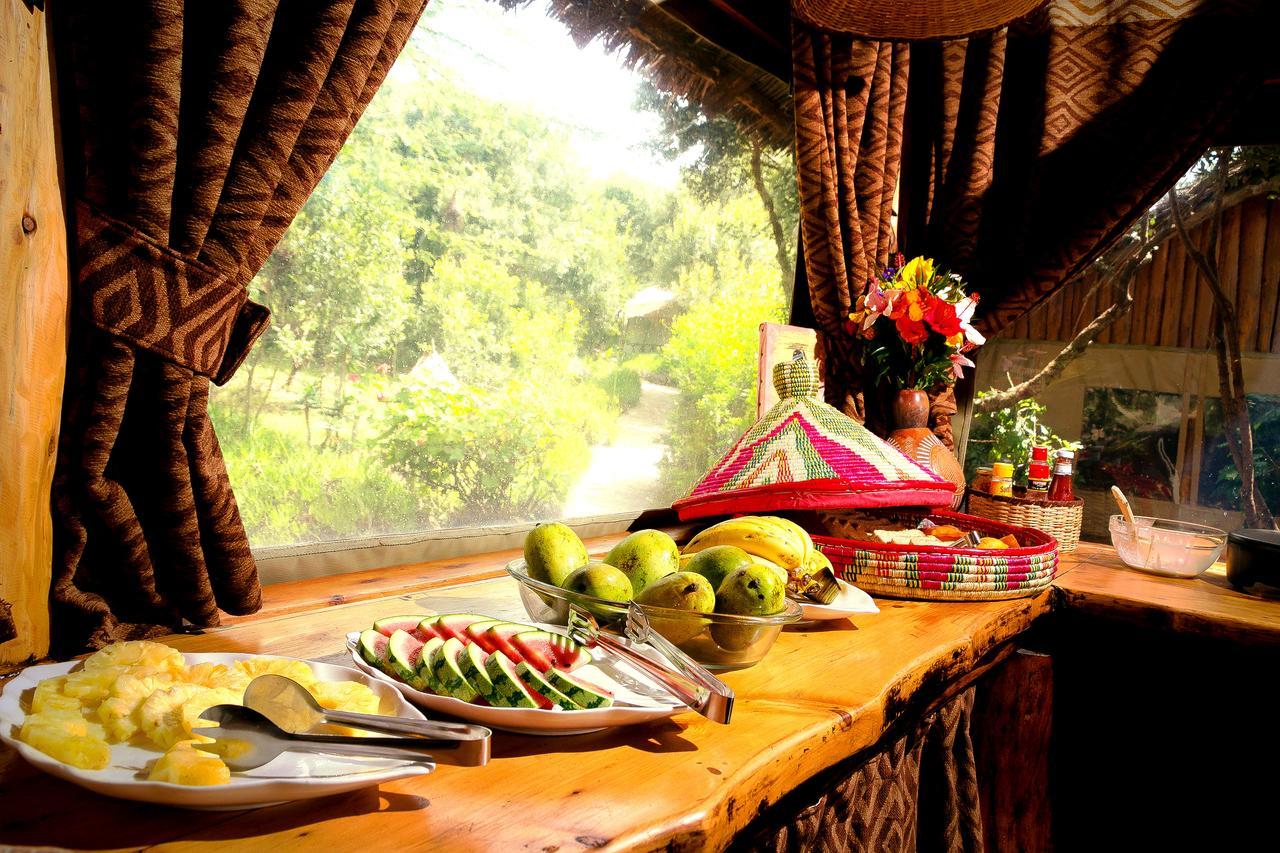 Rhino Watch Safarilodge Mweiga Kültér fotó